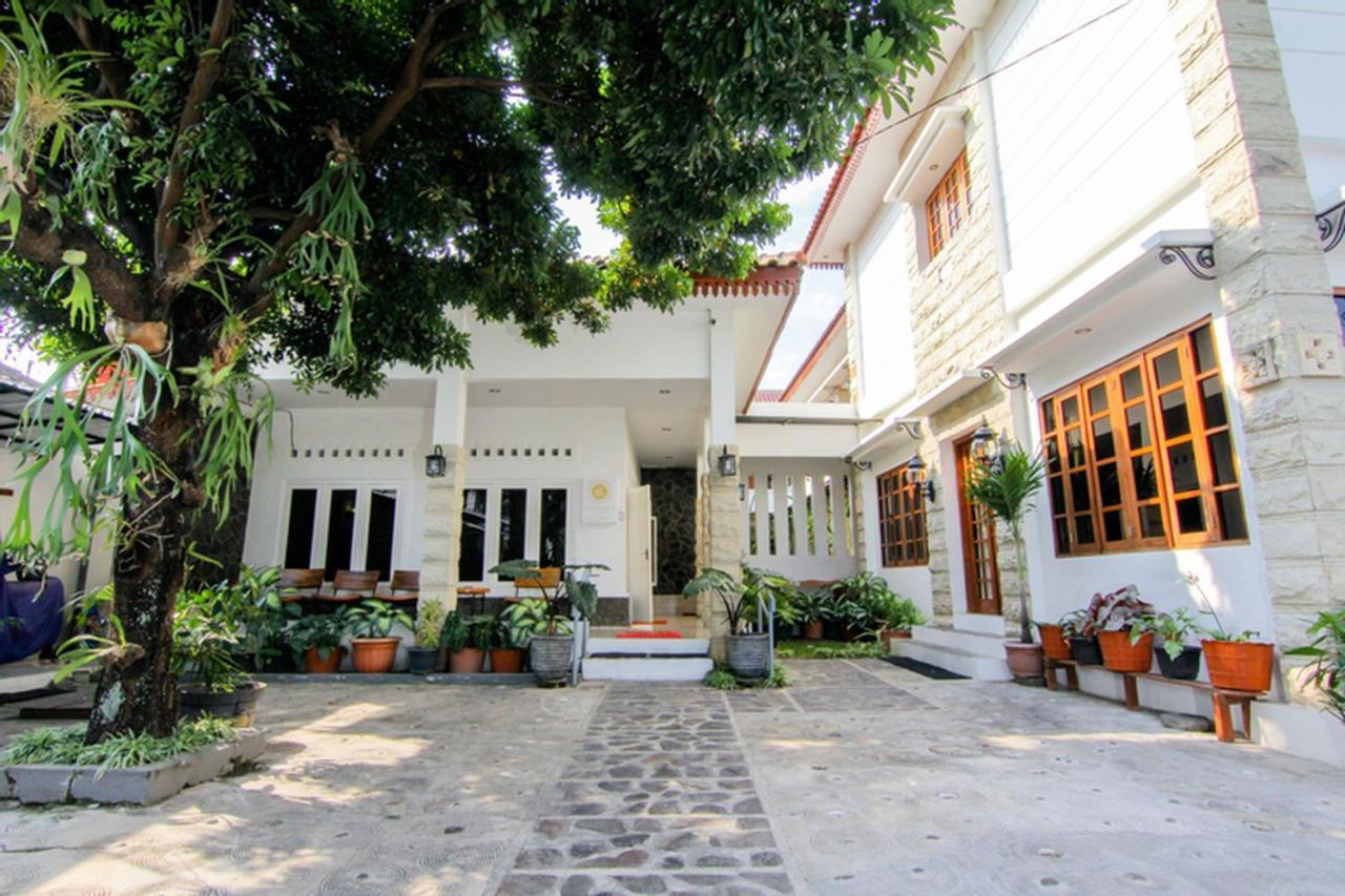 S5 Guest House Yogyakarta Dış mekan fotoğraf