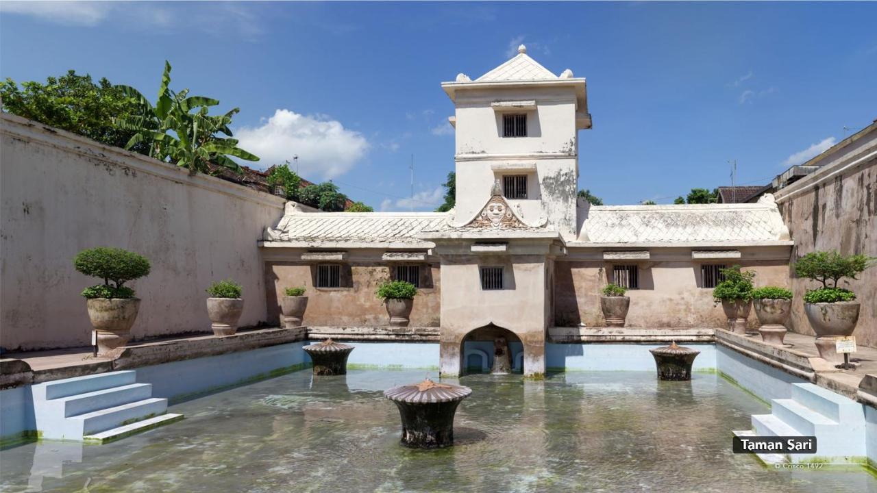 S5 Guest House Yogyakarta Dış mekan fotoğraf